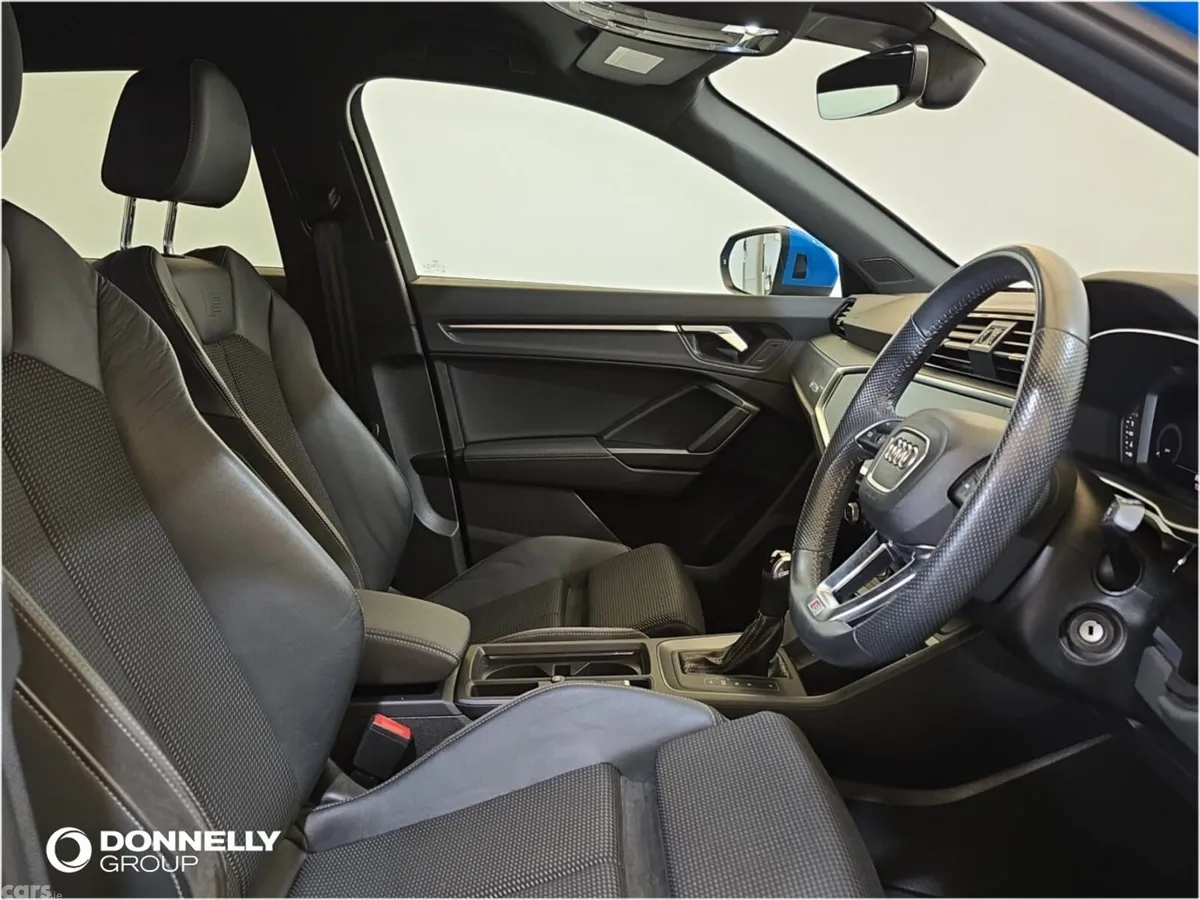 Audi Q3 SUV, Diesel, 2019, Blue