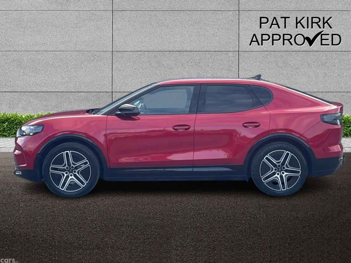 Ford Capri SUV, Electric, 2025, Red