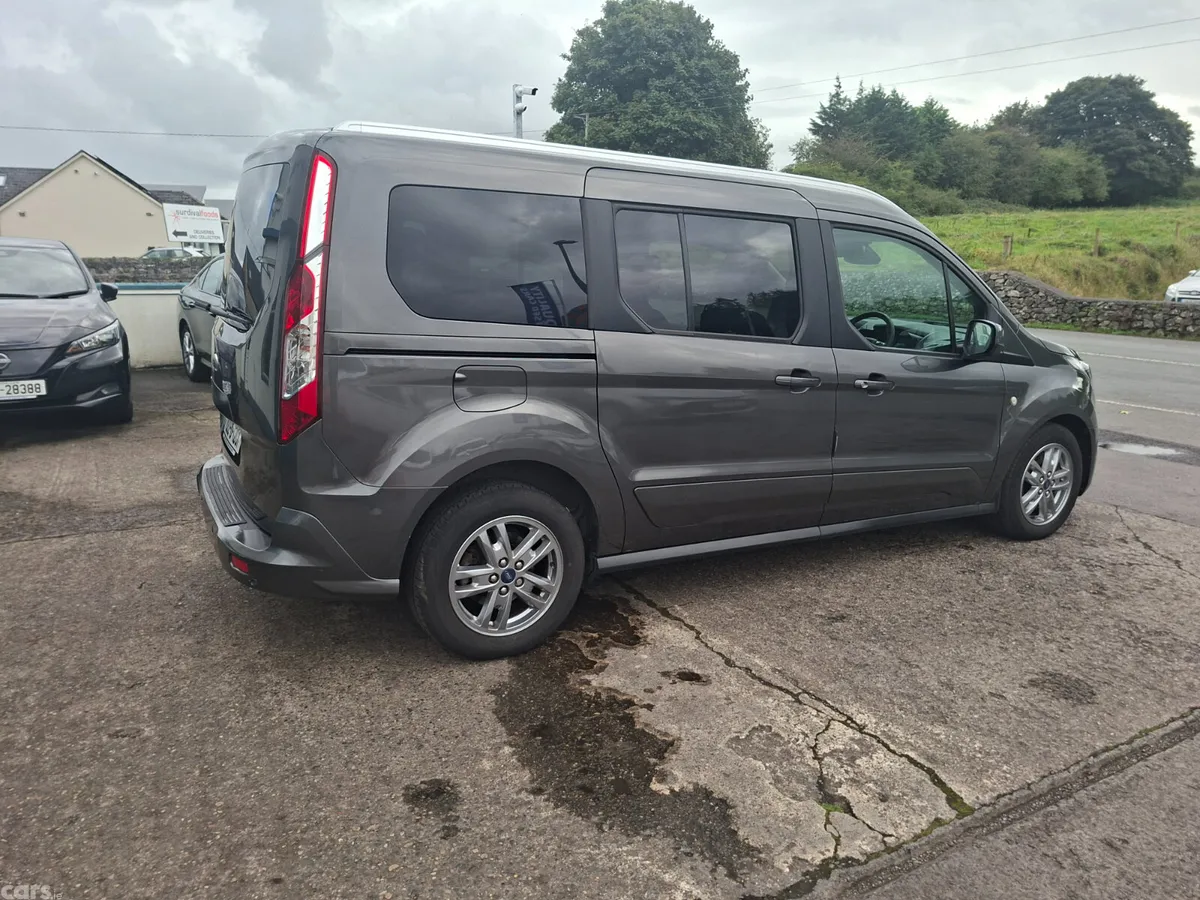 Ford Tourneo Connect MPV, Diesel, 2022, Grey