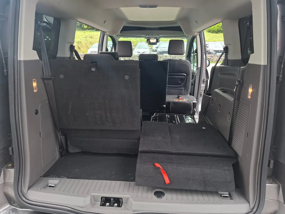 Ford Tourneo Connect MPV, Diesel, 2022, Grey