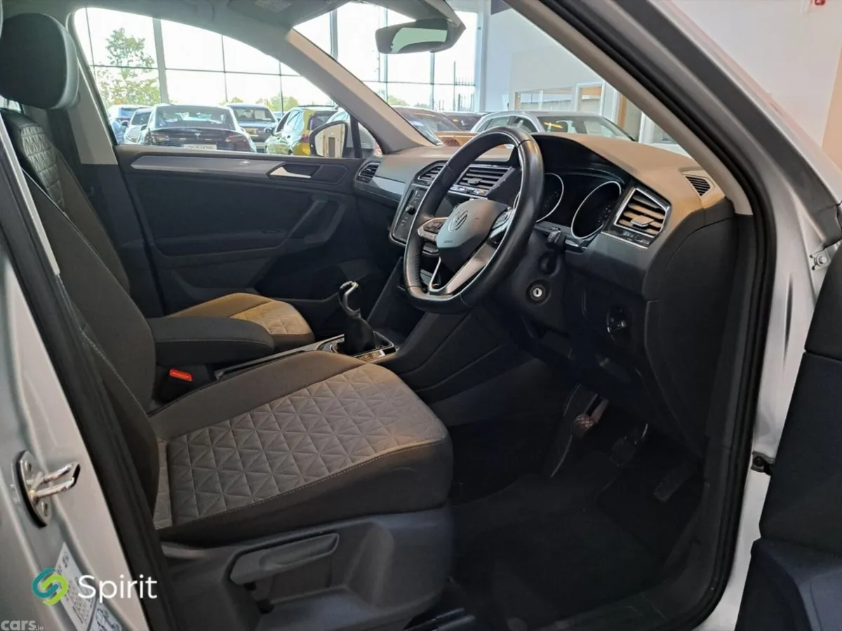 Volkswagen Tiguan SUV, Diesel, 2023, Grey