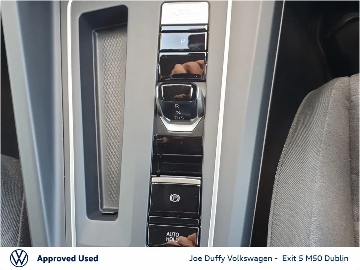 Volkswagen Golf Estate, Petrol, 2026, White
