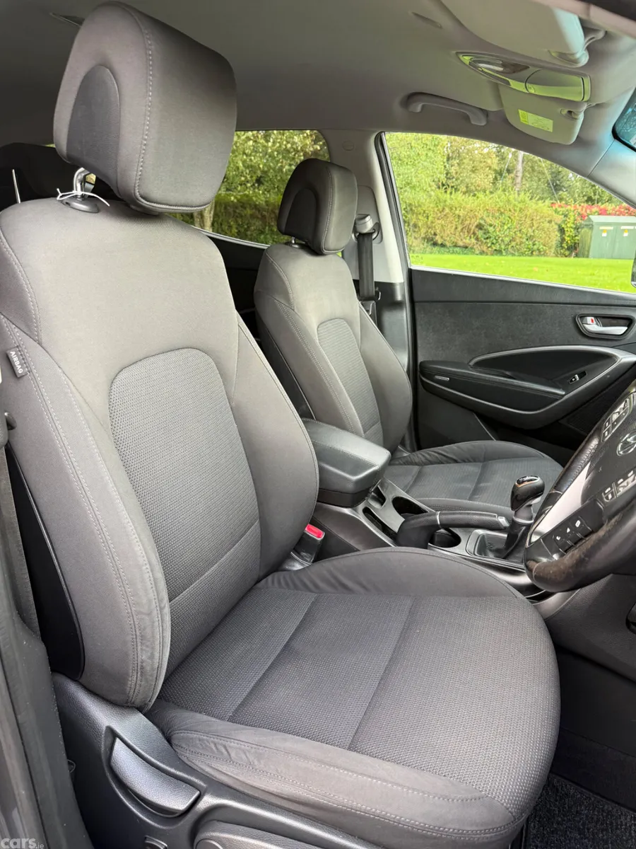 Hyundai Santa Fe SUV, Diesel, 2014, Silver