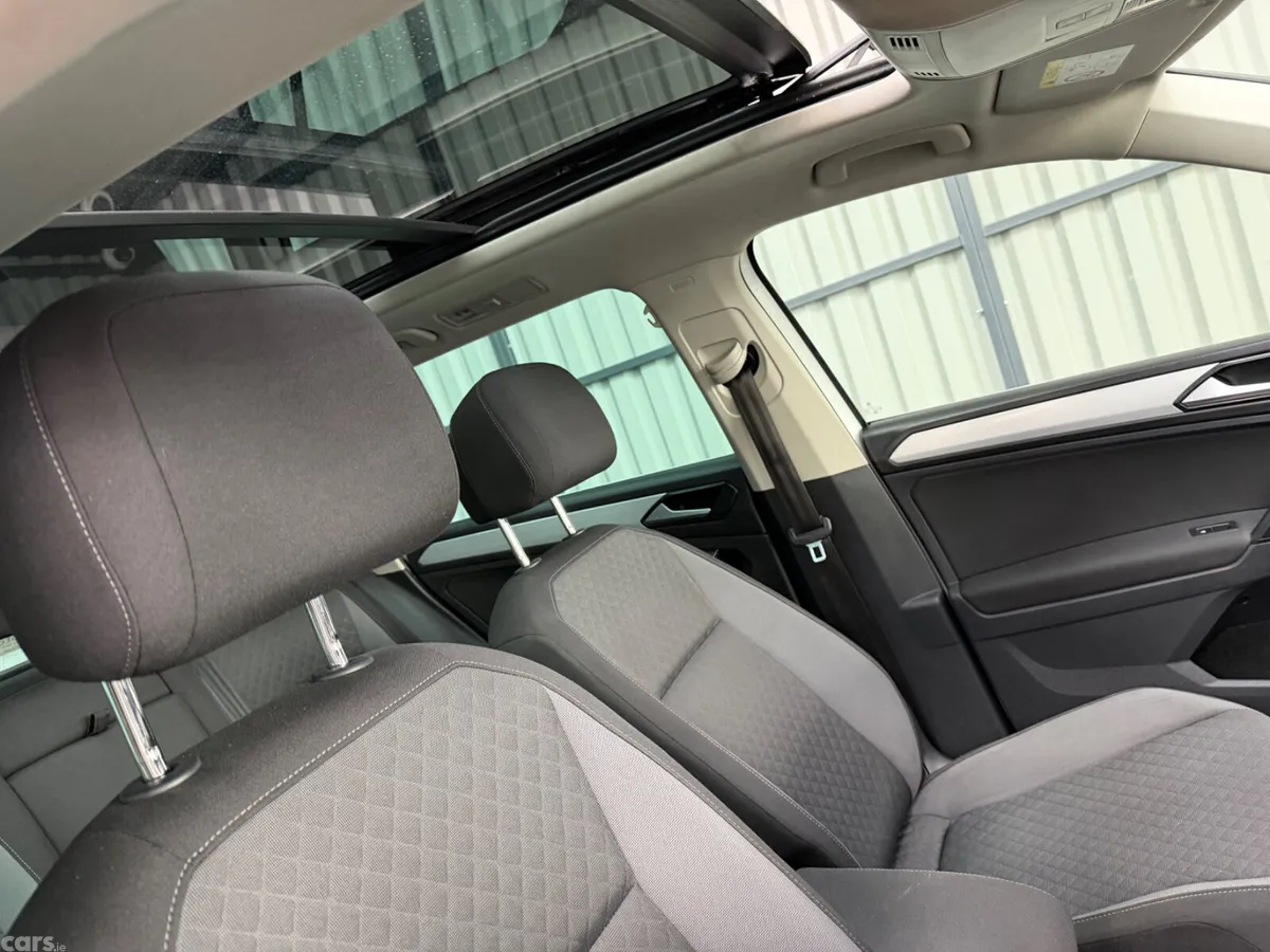 Volkswagen Tiguan SUV, Diesel, 2017, White