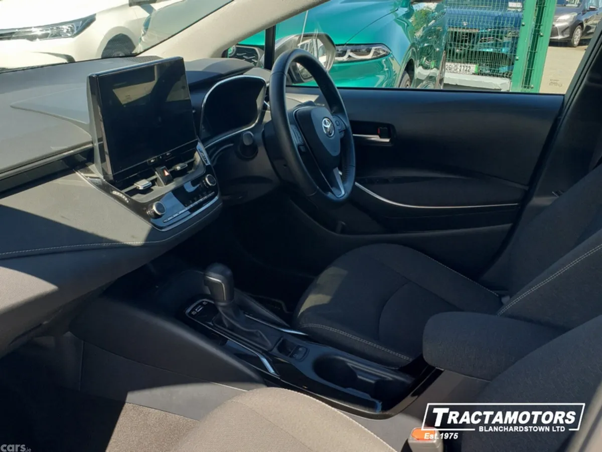 Toyota Corolla Saloon, Petrol Hybrid, 2024, Grey