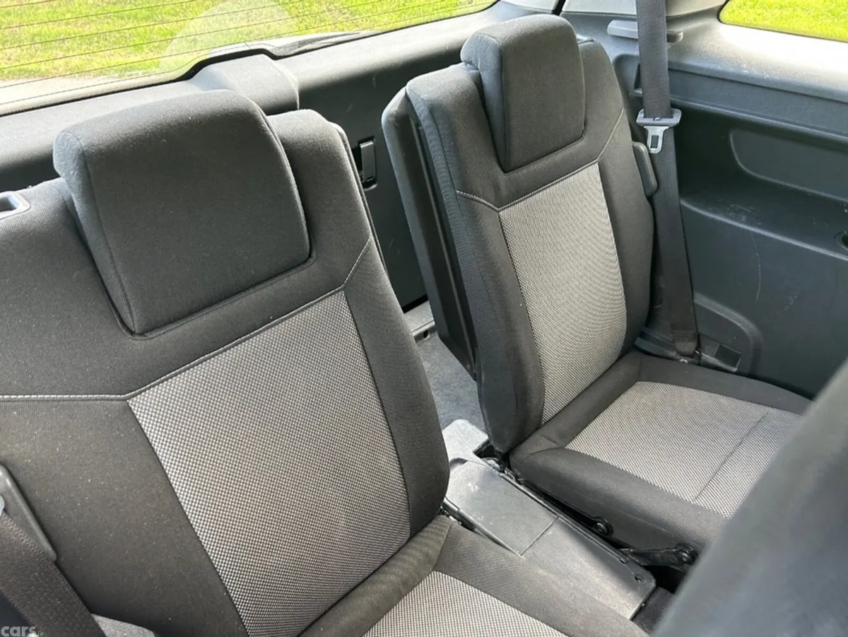 Vauxhall Zafira MPV, Diesel, 2013, Silver