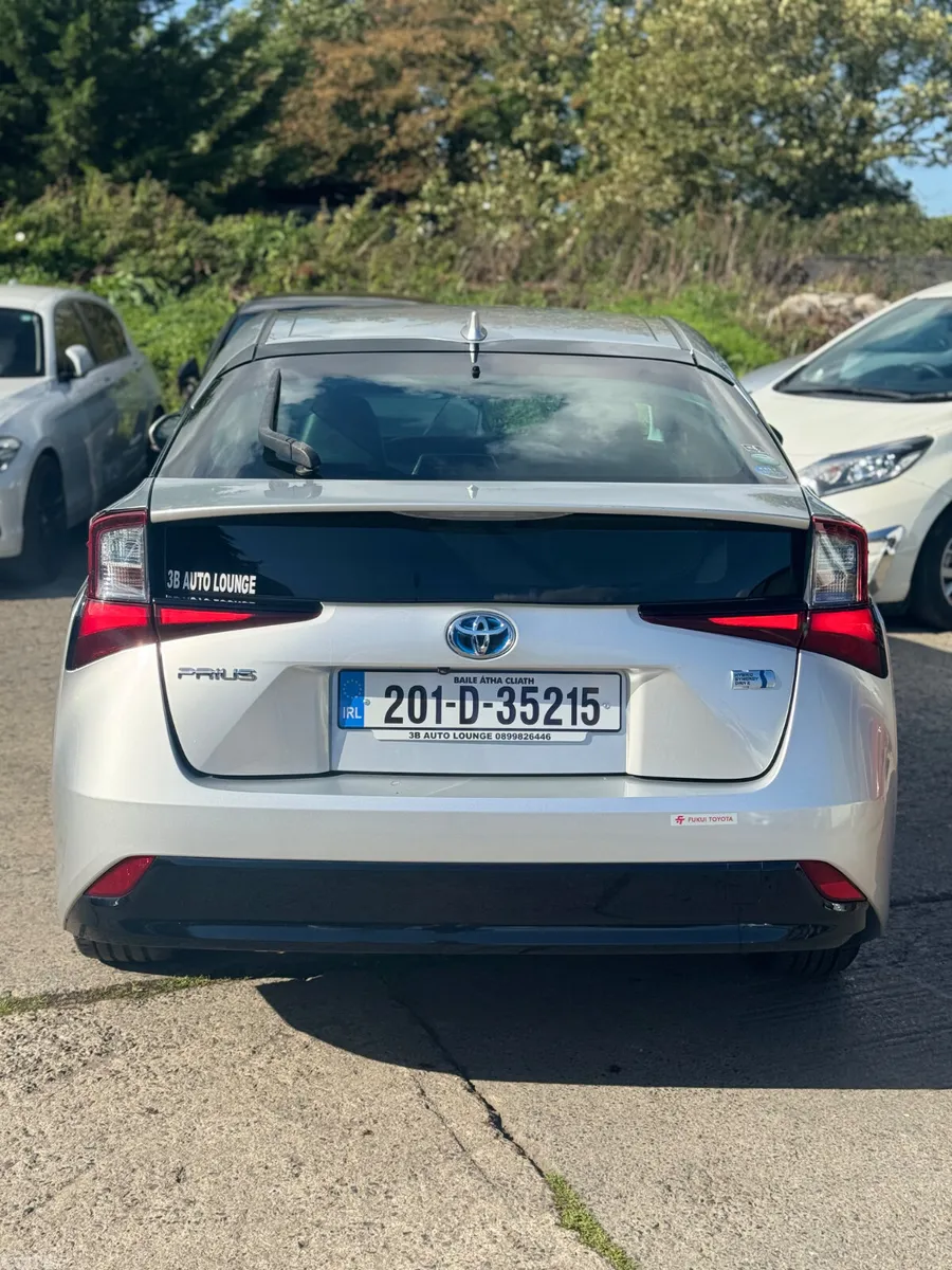 Toyota Prius Hatchback, Petrol Hybrid, 2020, Silver