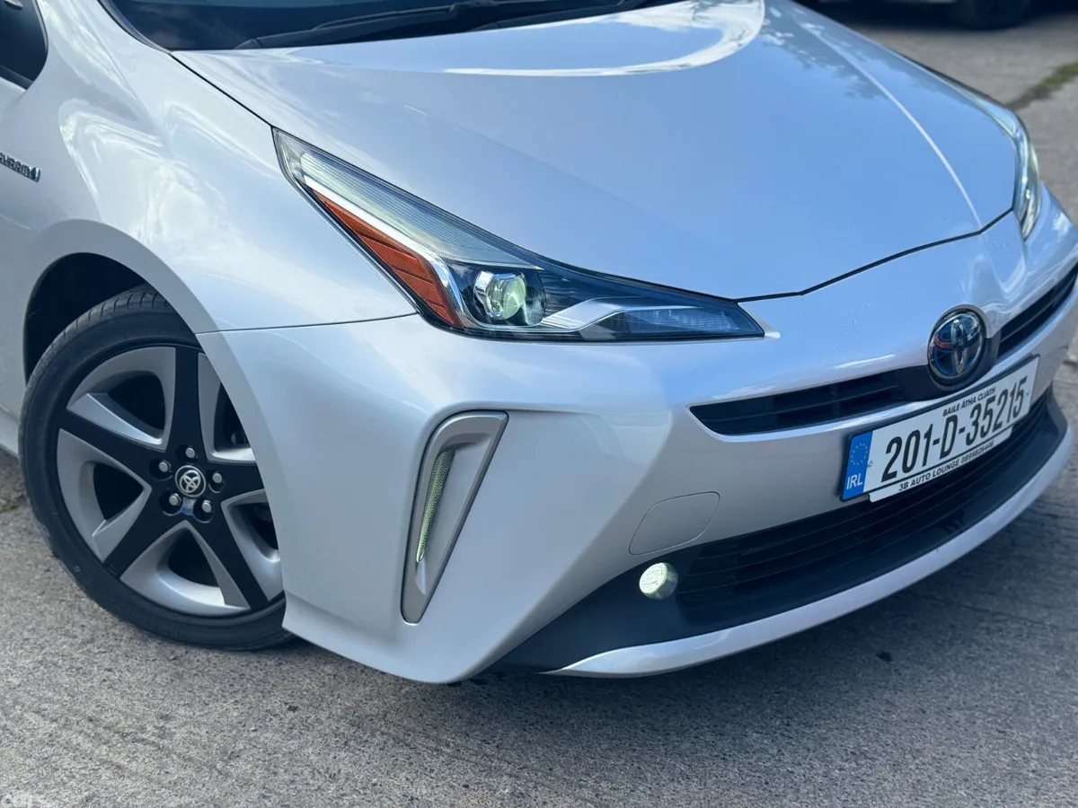 Toyota Prius Hatchback, Petrol Hybrid, 2020, Silver