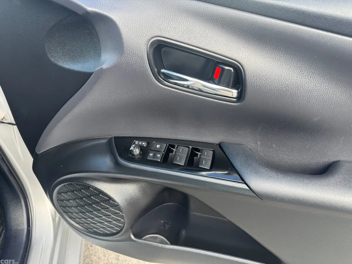 Toyota Prius Hatchback, Petrol Hybrid, 2020, Silver