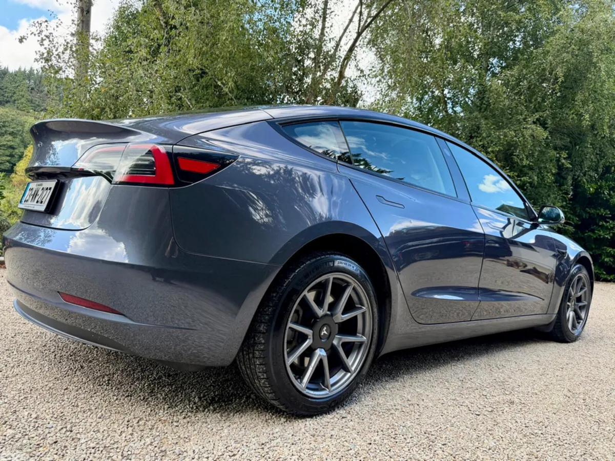 Tesla Model 3 Saloon, Electric, 2023, Grey