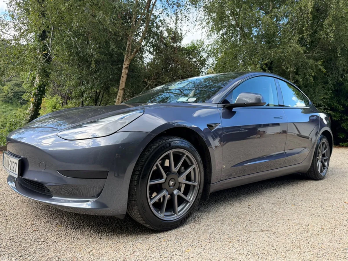 Tesla Model 3 Saloon, Electric, 2023, Grey