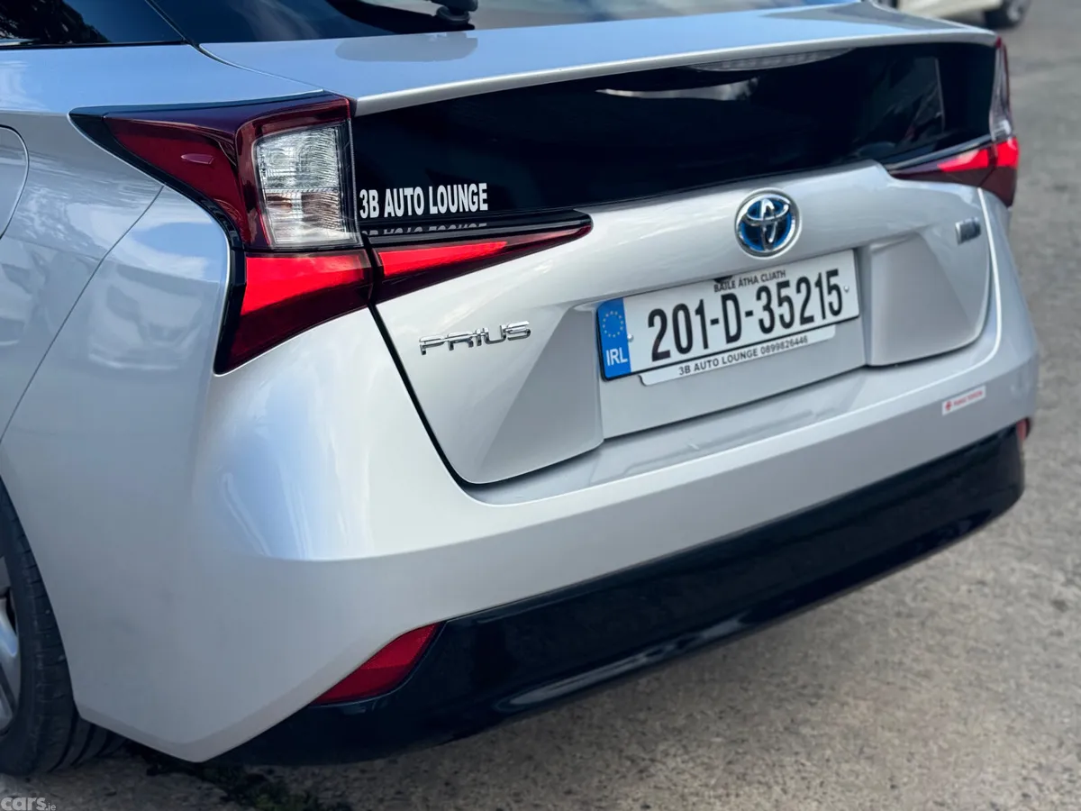 Toyota Prius Hatchback, Petrol Hybrid, 2020, Silver