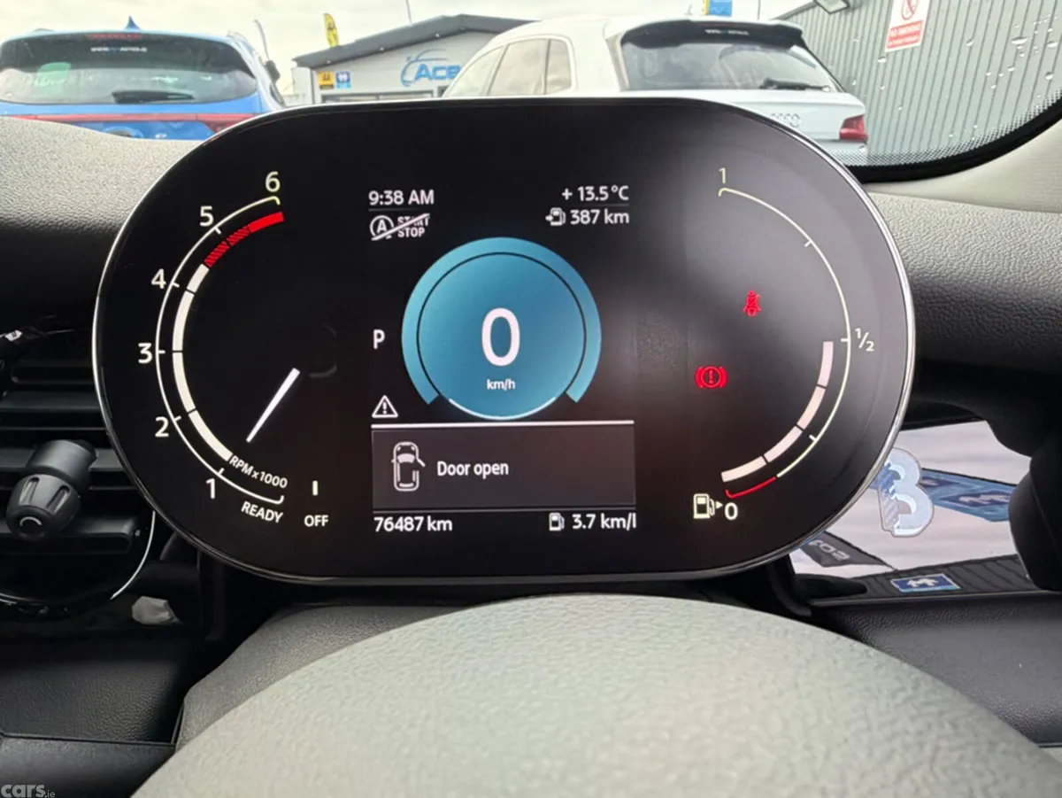 Mini Cooper Hatchback, Diesel, 2022, Grey