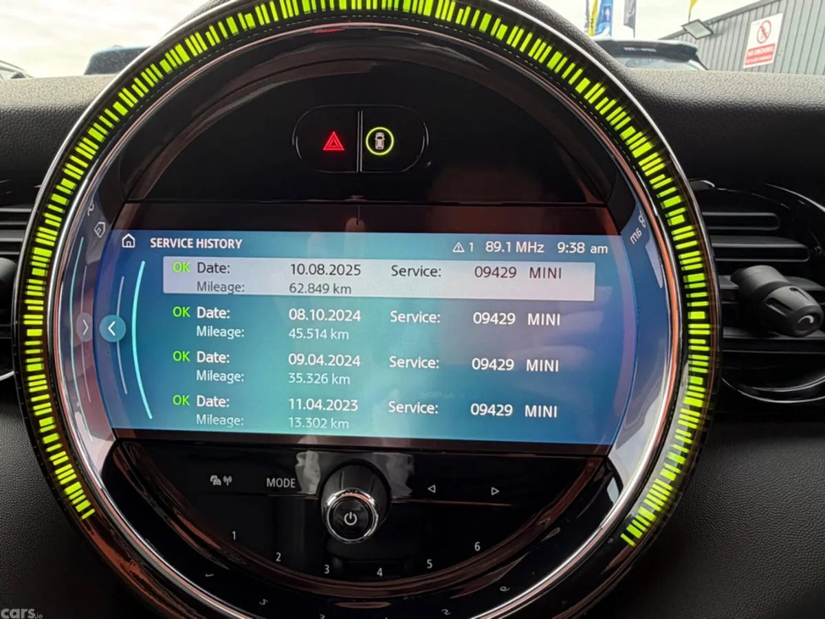 Mini Cooper Hatchback, Diesel, 2022, Grey