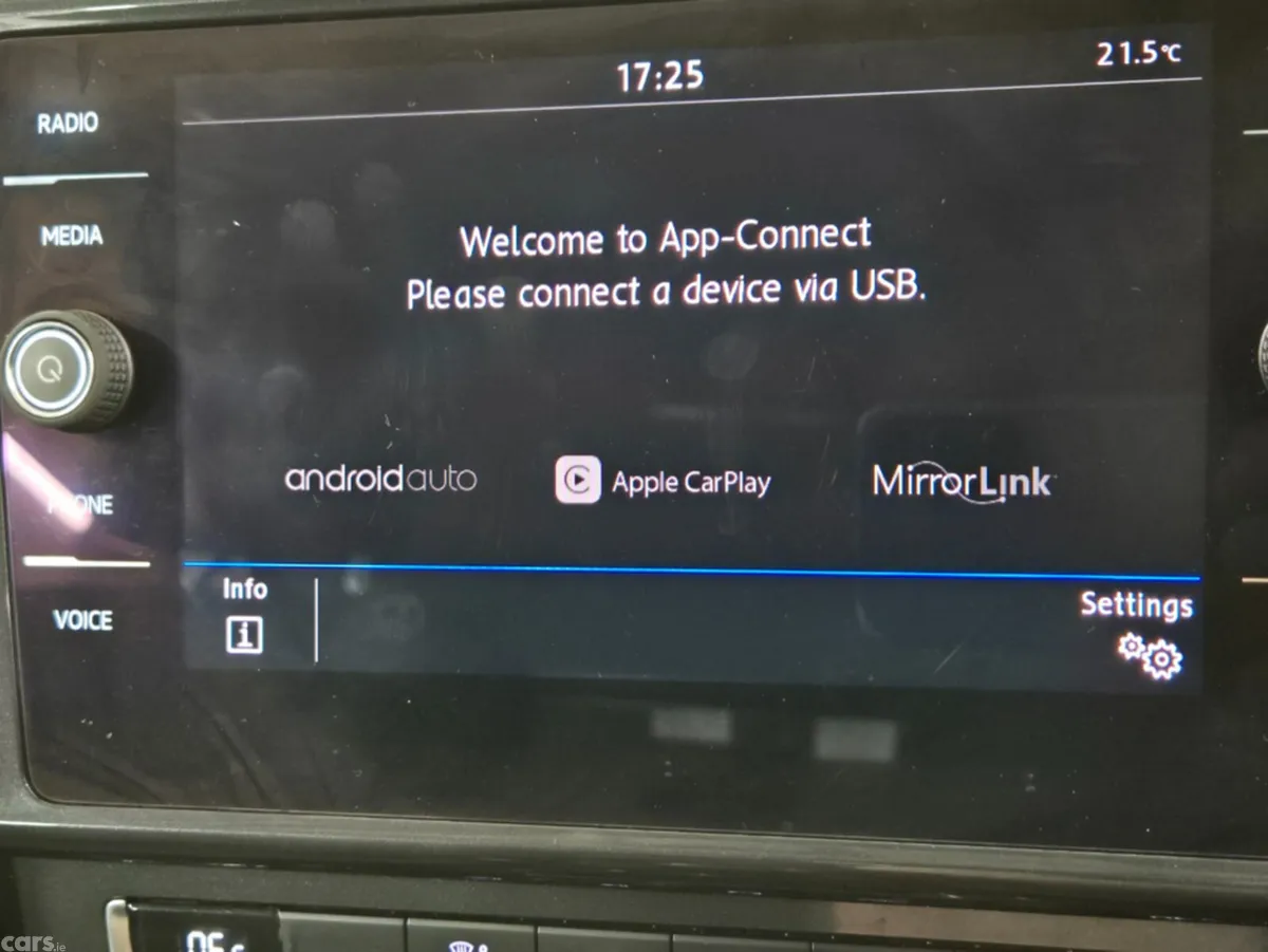 Volkswagen Golf Hatchback, Petrol, 2018, Blue