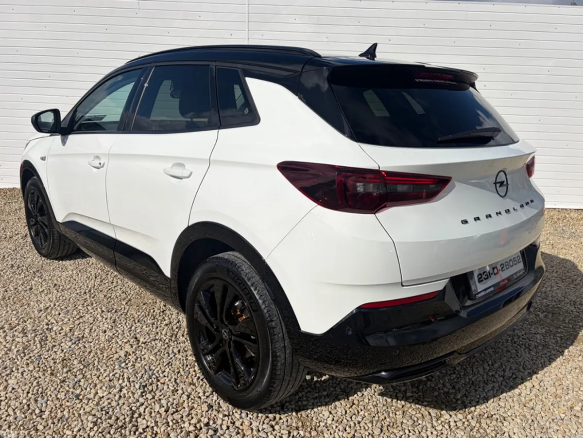 Opel Grandland MPV, Diesel, 2023, White