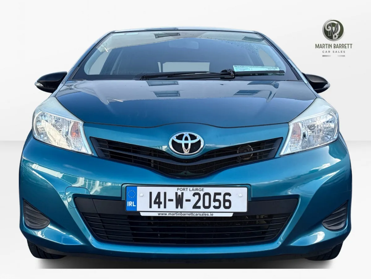 Toyota Yaris Hatchback, Petrol, 2014, Green