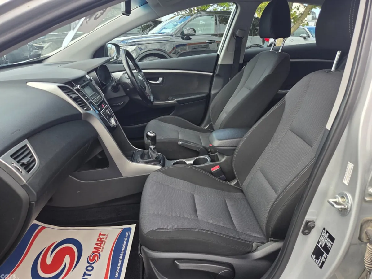 Hyundai i30 Hatchback, Diesel, 2016, Silver