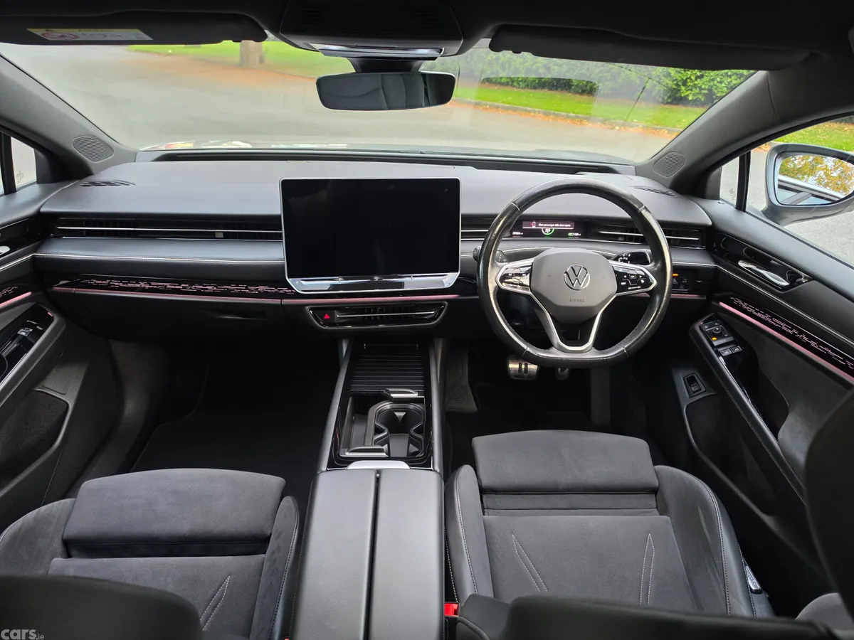 Volkswagen ID.7 Estate, Electric, 2024, Grey