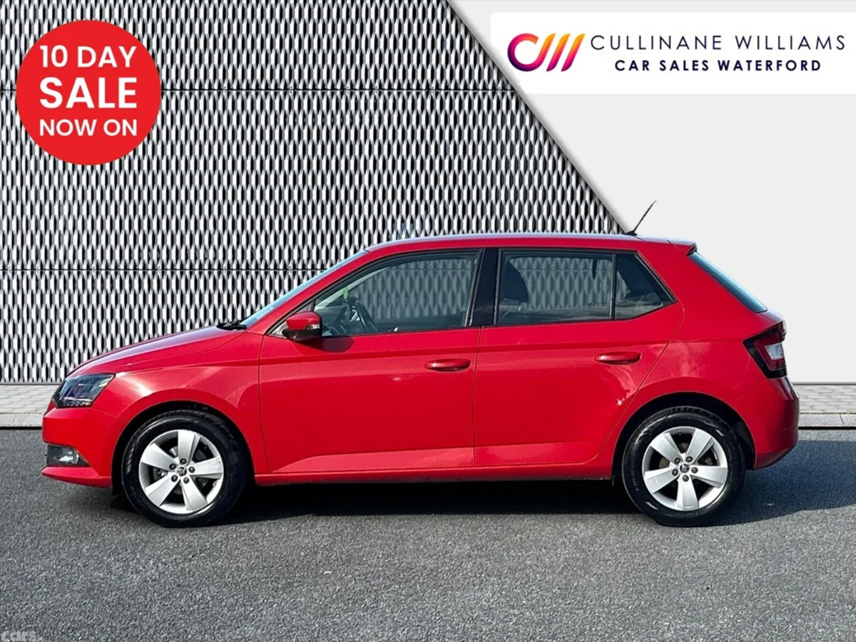 Skoda Fabia Hatchback, Diesel, 2016, Red