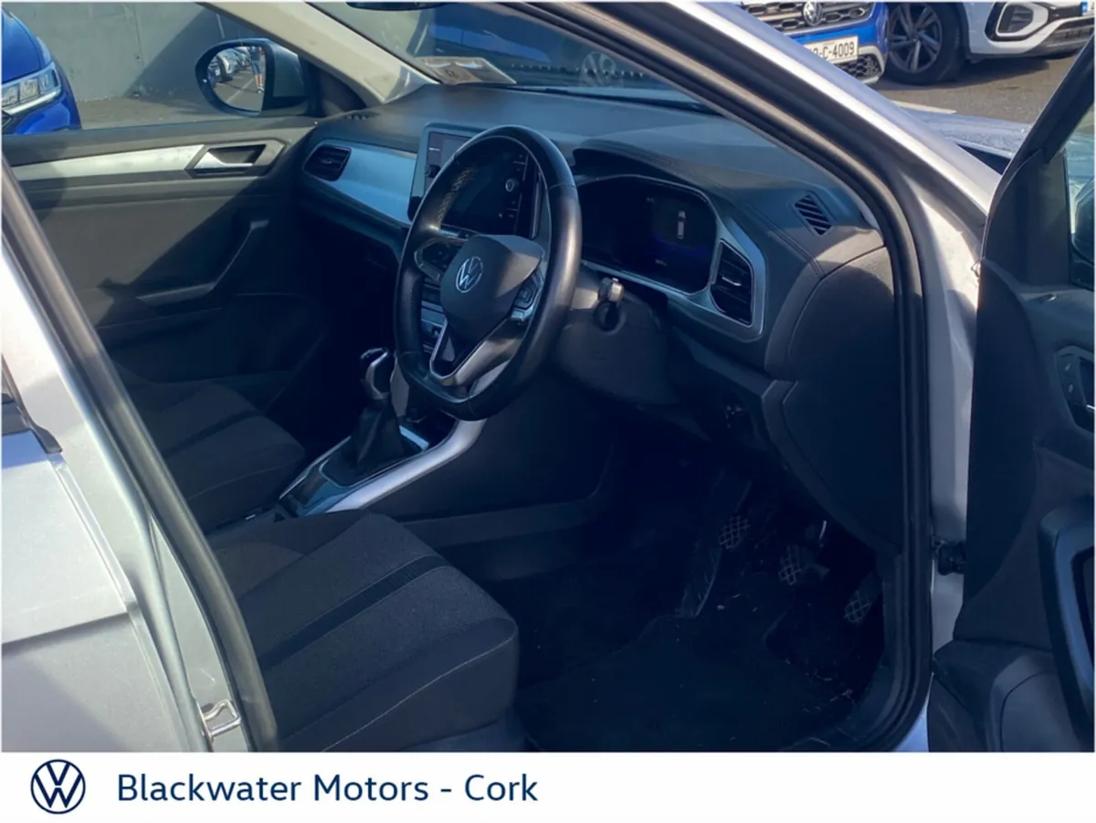 Volkswagen T-Roc SUV, Petrol, 2024, Grey