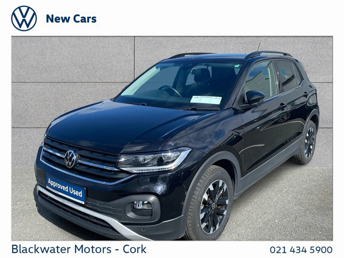 Volkswagen T-Cross Hatchback, Petrol, 2021, 
