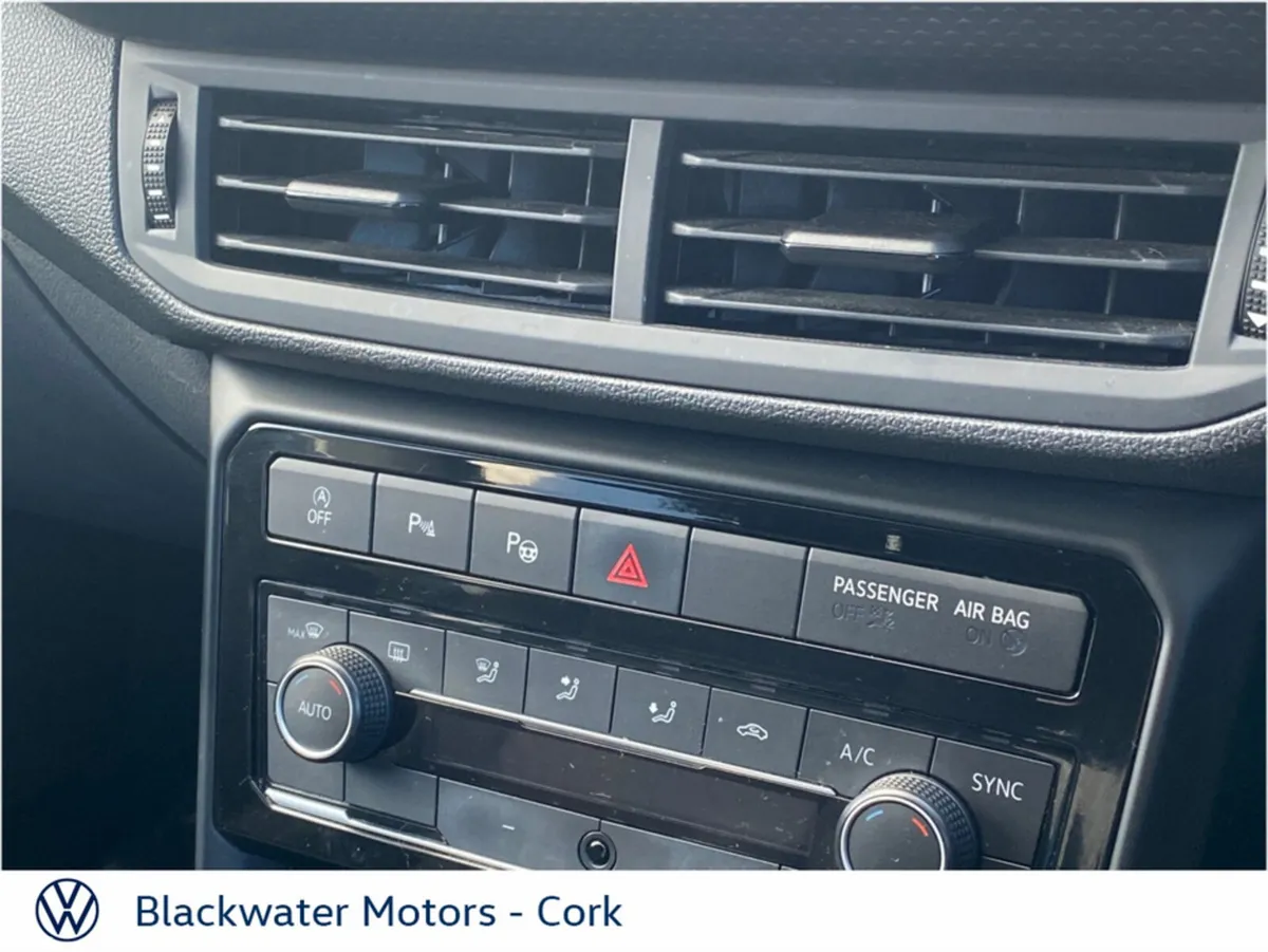 Volkswagen T-Cross Hatchback, Petrol, 2021, 