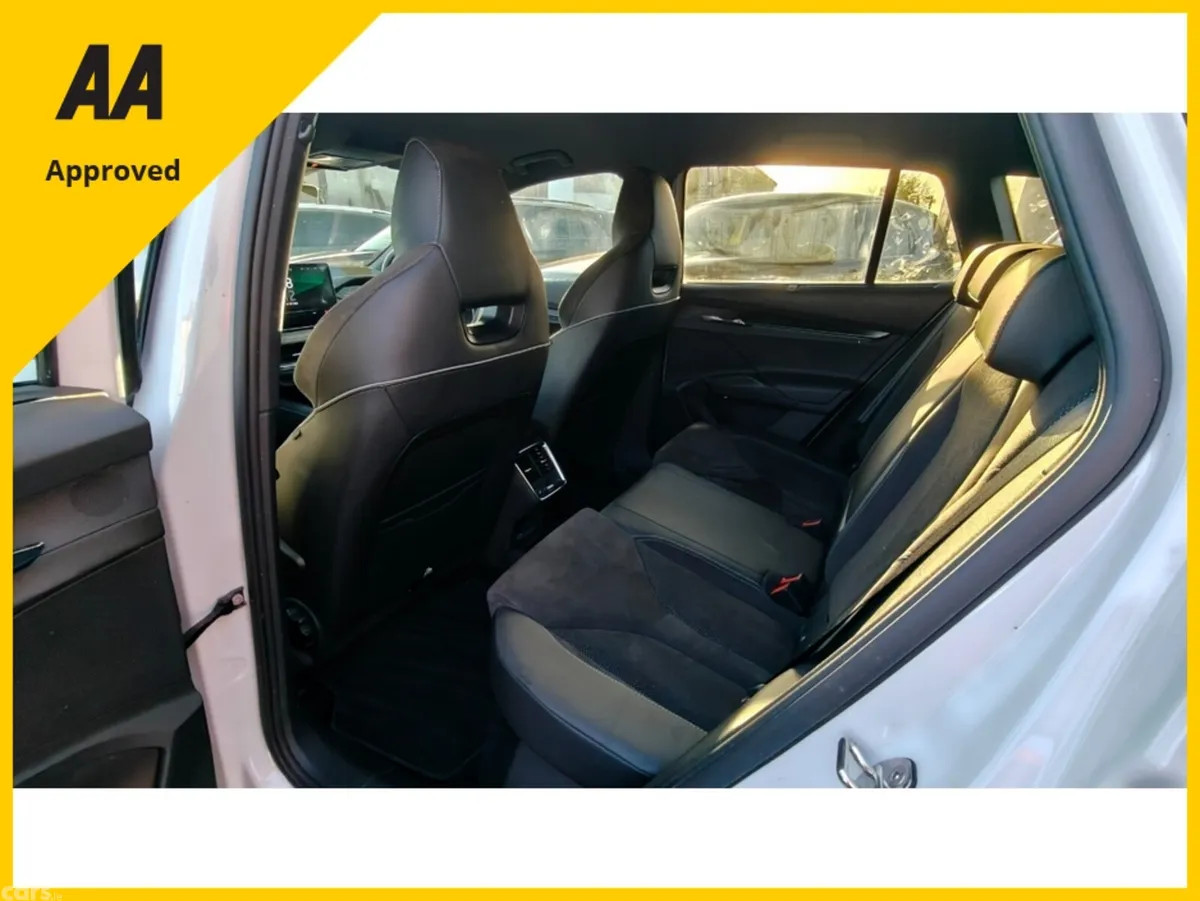 Skoda Enyaq Hatchback, Electric, 2023, White