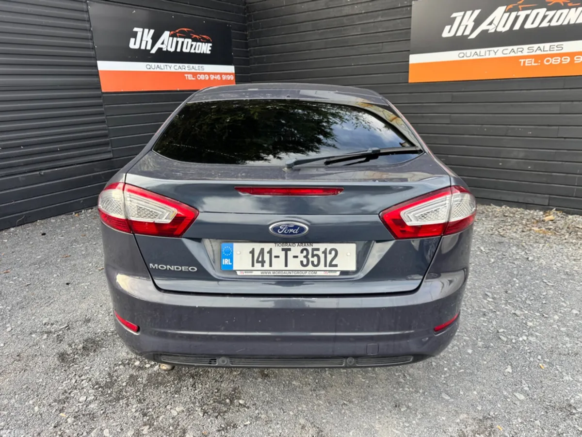 Ford Mondeo Hatchback, Diesel, 2014, Grey