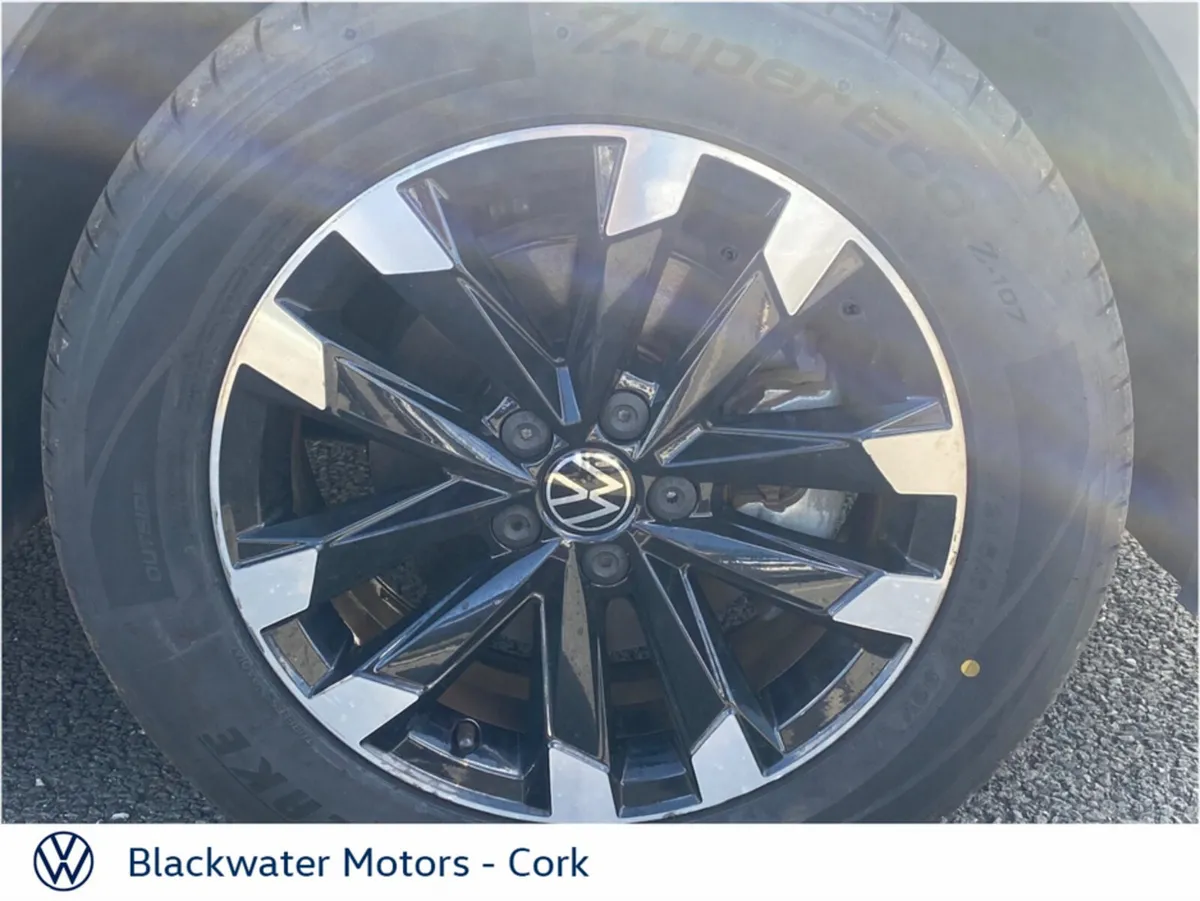 Volkswagen T-Cross Hatchback, Petrol, 2021, 