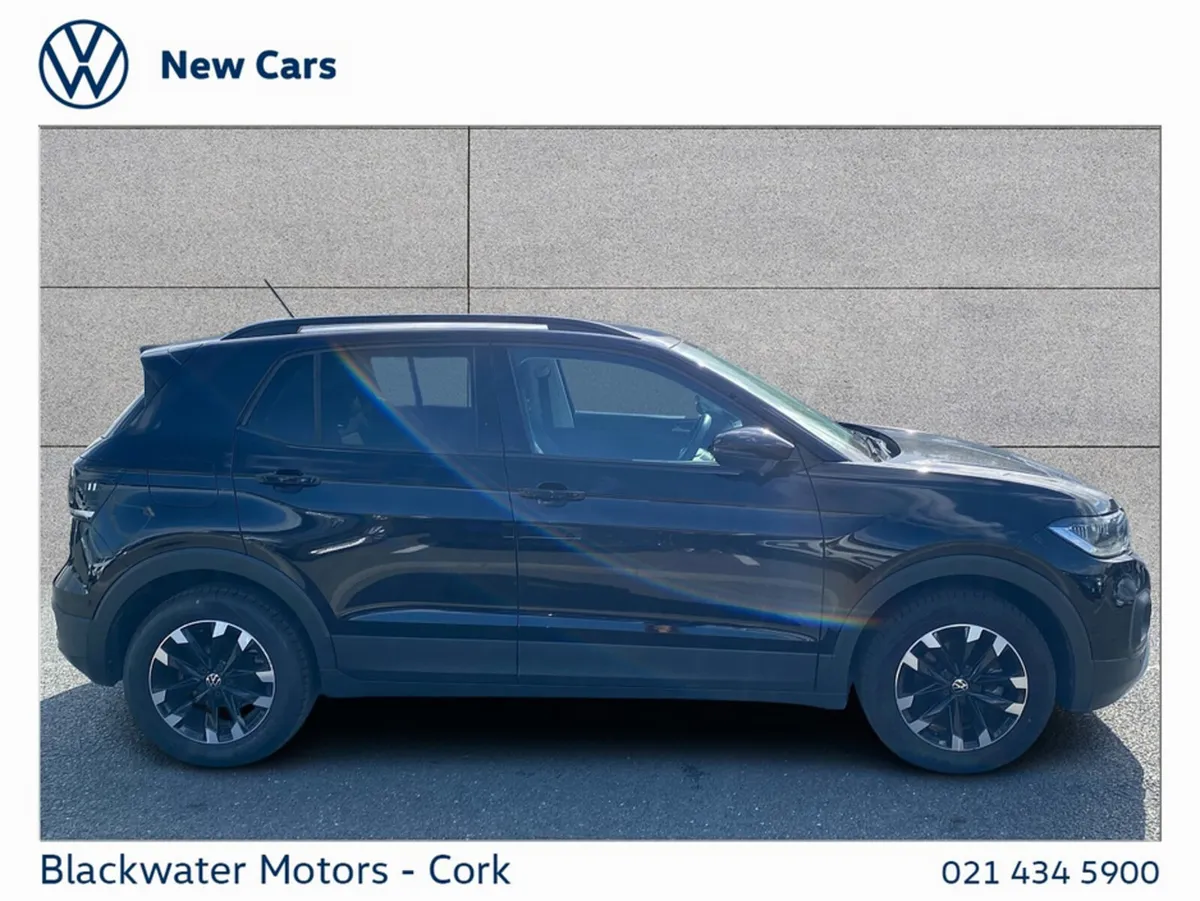 Volkswagen T-Cross Hatchback, Petrol, 2021, 