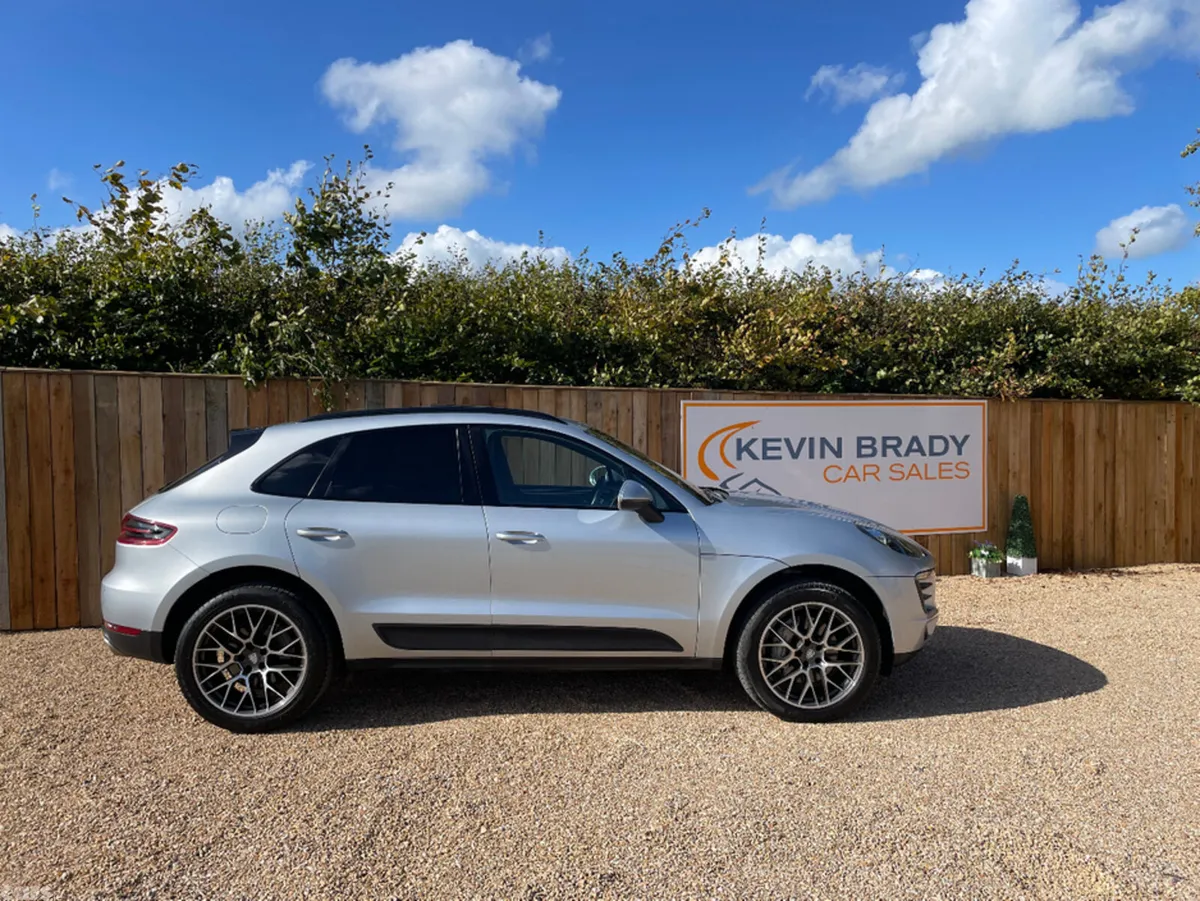 Porsche Macan SUV, Diesel, 2015, Silver