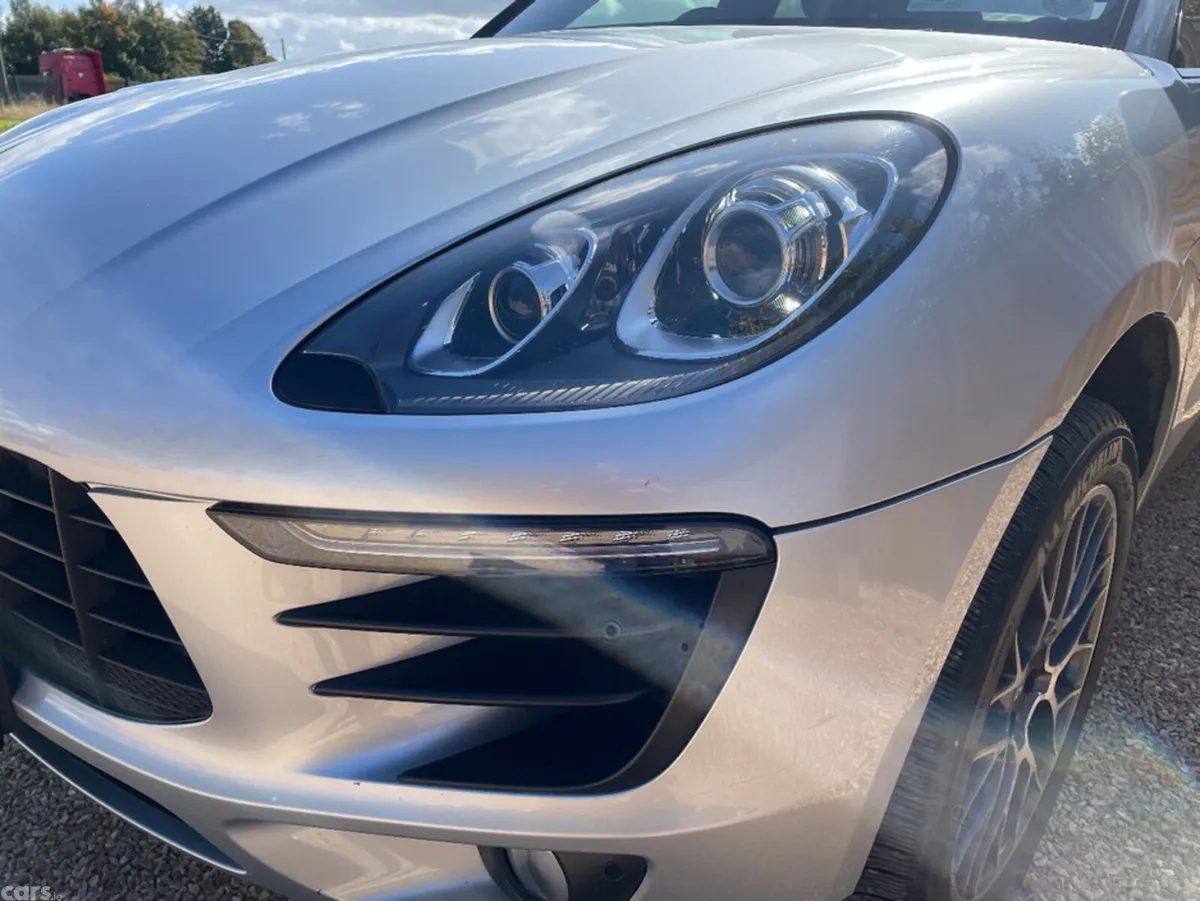Porsche Macan SUV, Diesel, 2015, Silver