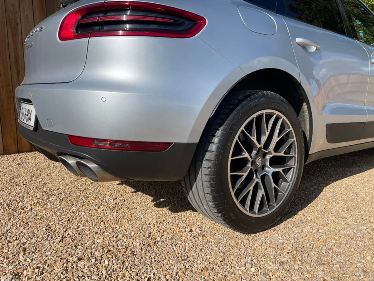 Porsche Macan SUV, Diesel, 2015, Silver