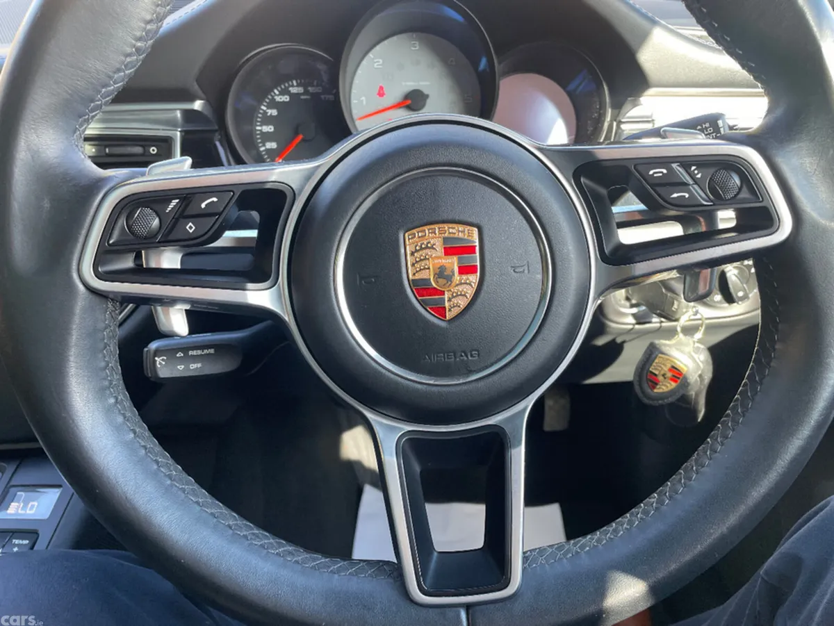 Porsche Macan SUV, Diesel, 2015, Silver