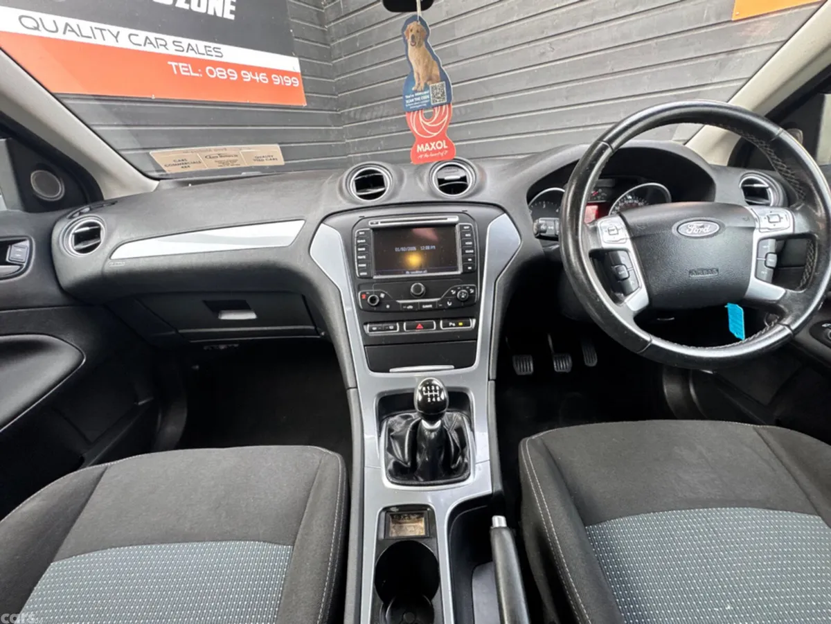 Ford Mondeo Hatchback, Diesel, 2014, Grey