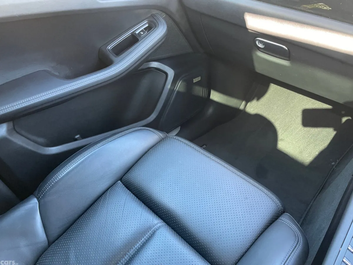 Porsche Macan SUV, Diesel, 2015, Silver