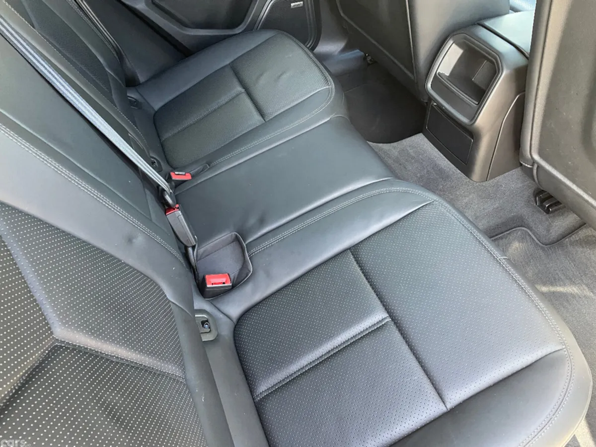Porsche Macan SUV, Diesel, 2015, Silver