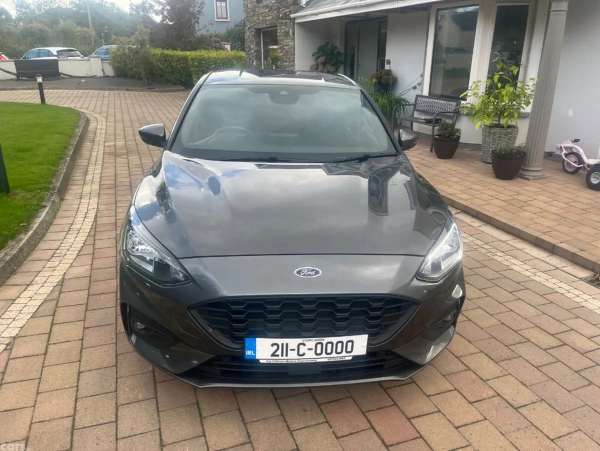 Ford Focus Hatchback, Diesel, 2021, Grey