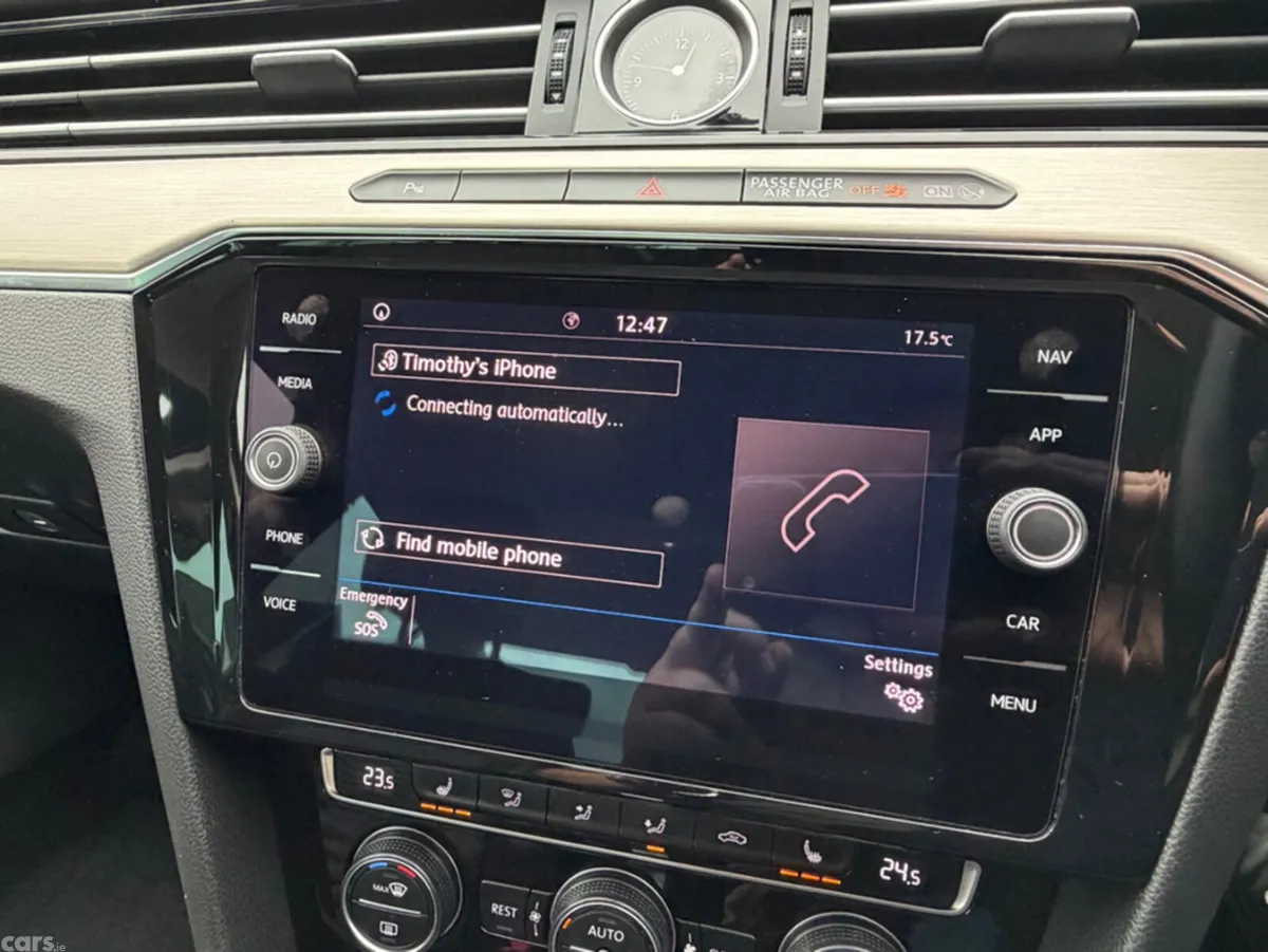 Volkswagen Passat Saloon, Diesel, 2019, Grey