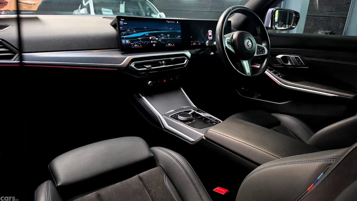 BMW 3-Series Saloon, Petrol Plug-in Hybrid, 2024, White