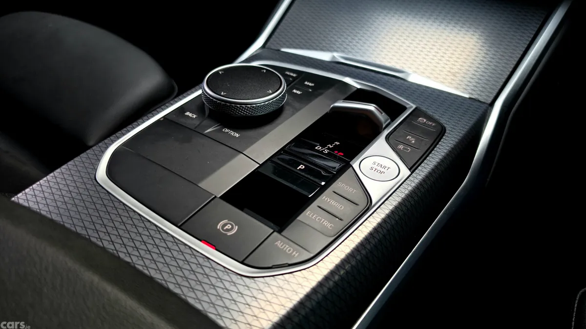 BMW 3-Series Saloon, Petrol Plug-in Hybrid, 2024, White