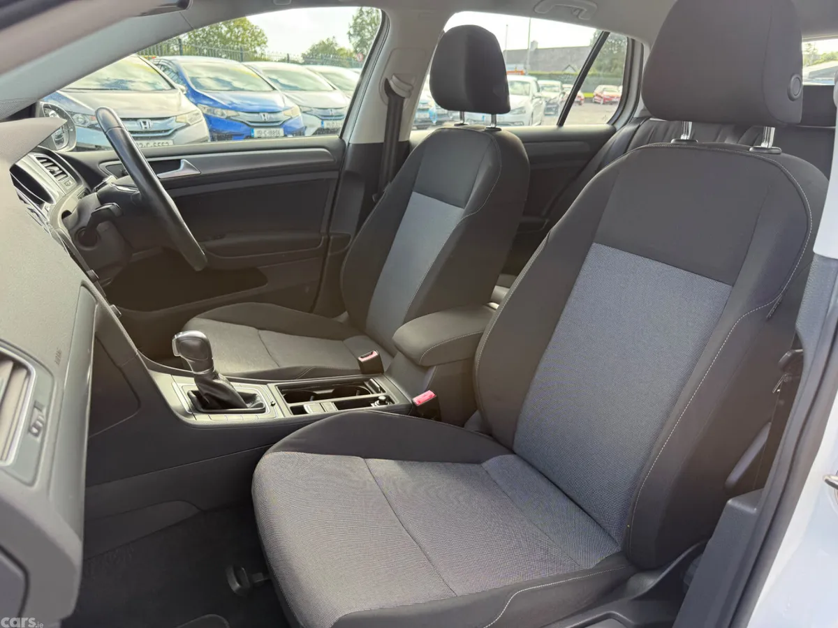 Volkswagen Golf Hatchback, Petrol, 2013, White