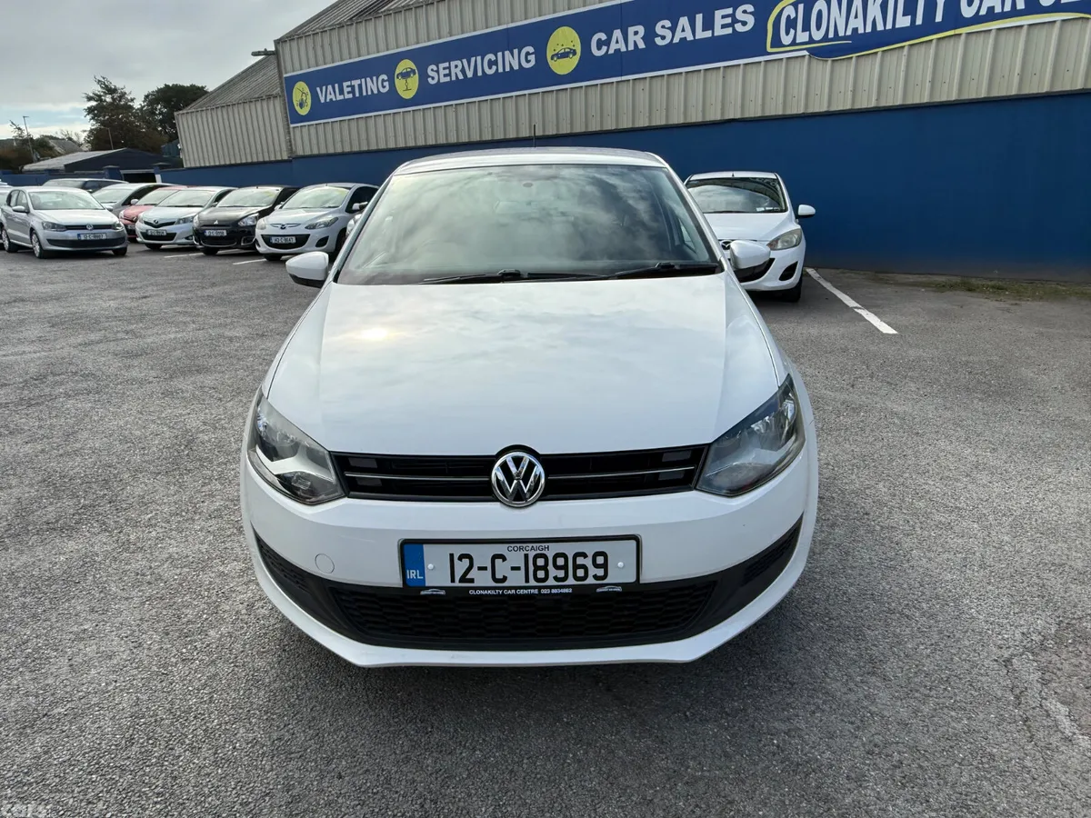 Volkswagen Polo Hatchback, Petrol, 2012, White