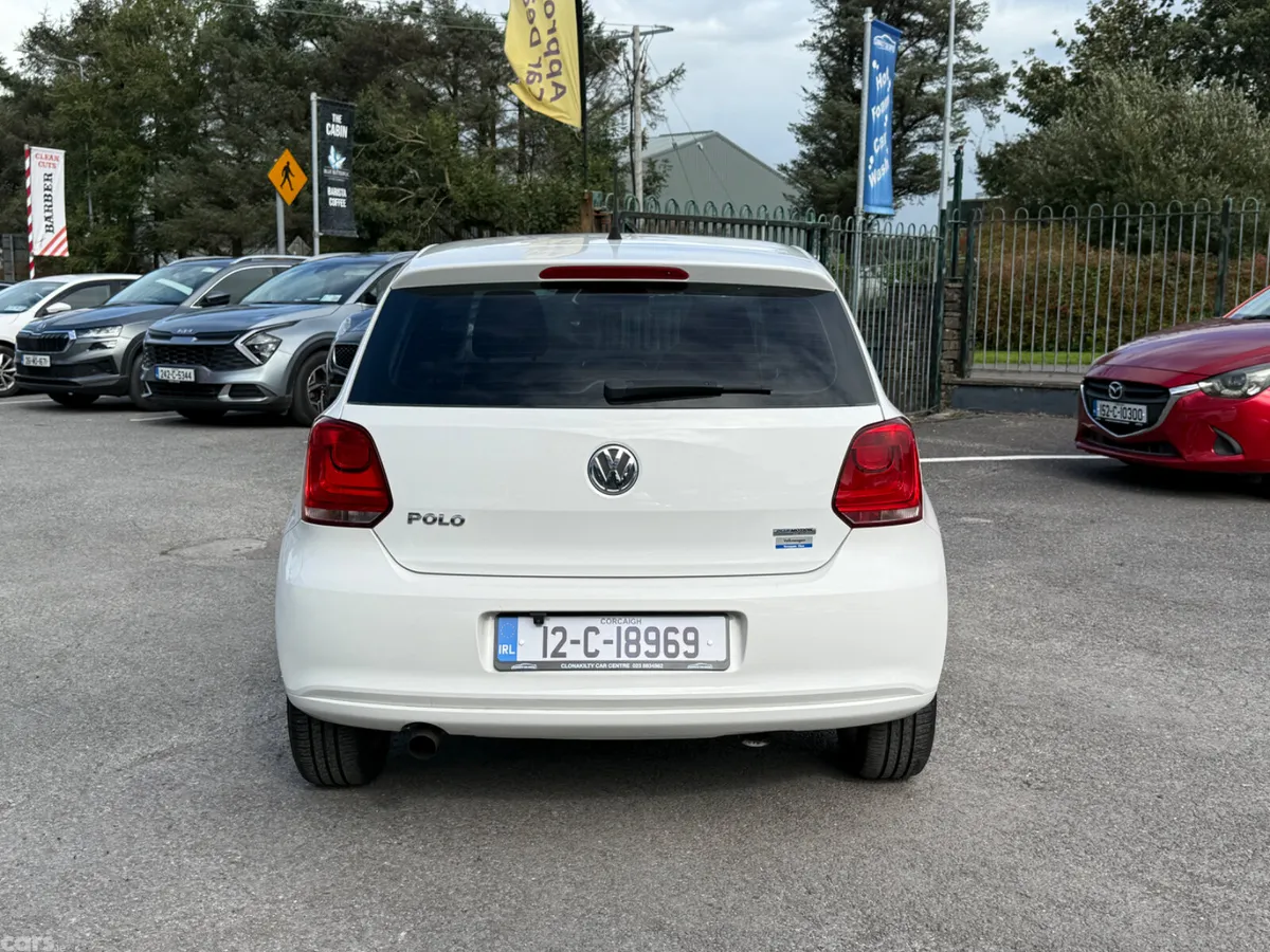 Volkswagen Polo Hatchback, Petrol, 2012, White