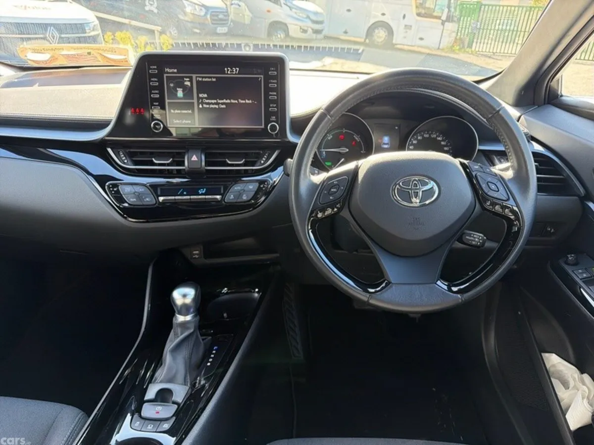 Toyota C-HR SUV, Petrol Hybrid, 2021, Red