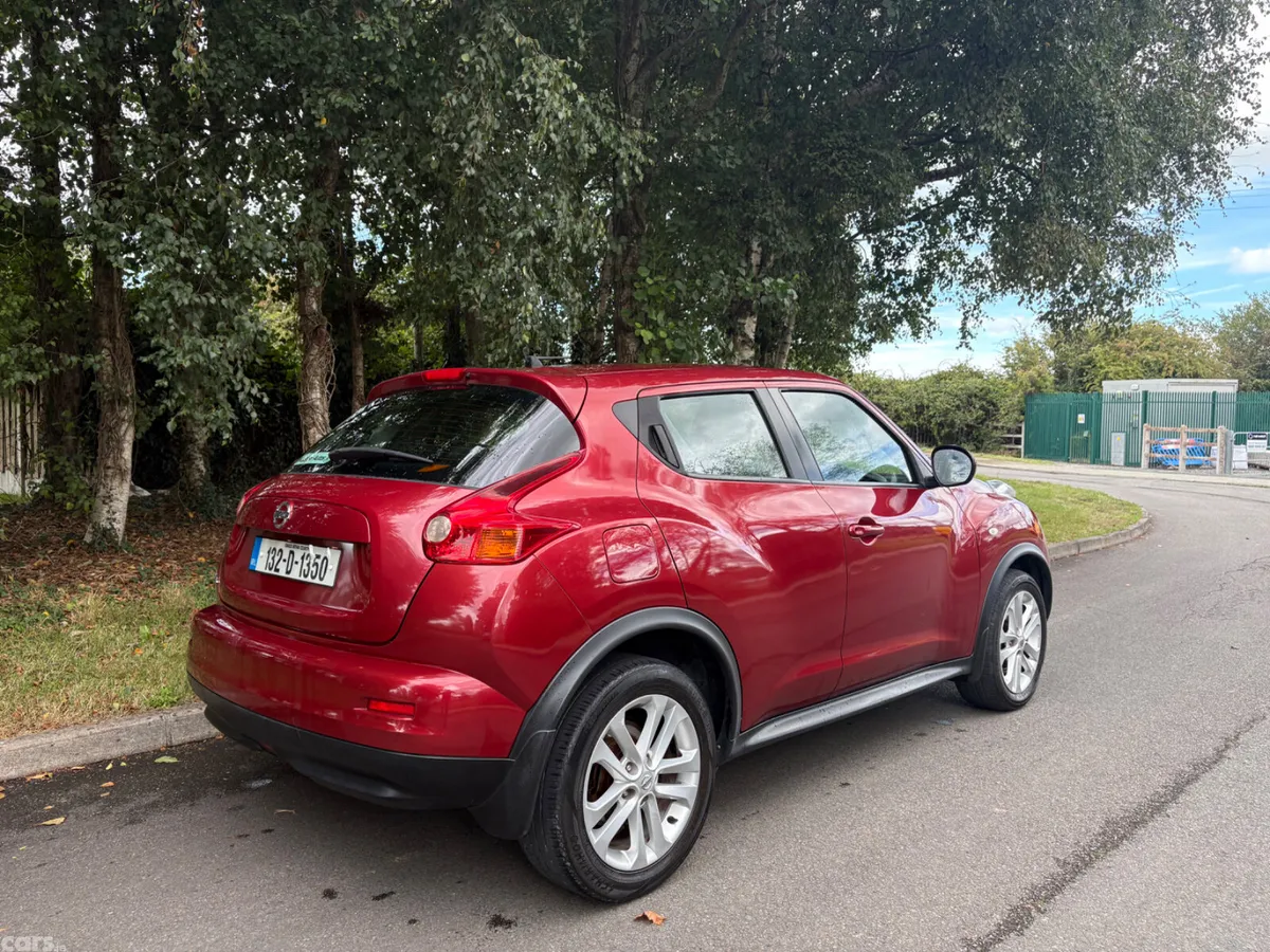 Nissan Juke SUV, Petrol, 2013, Red