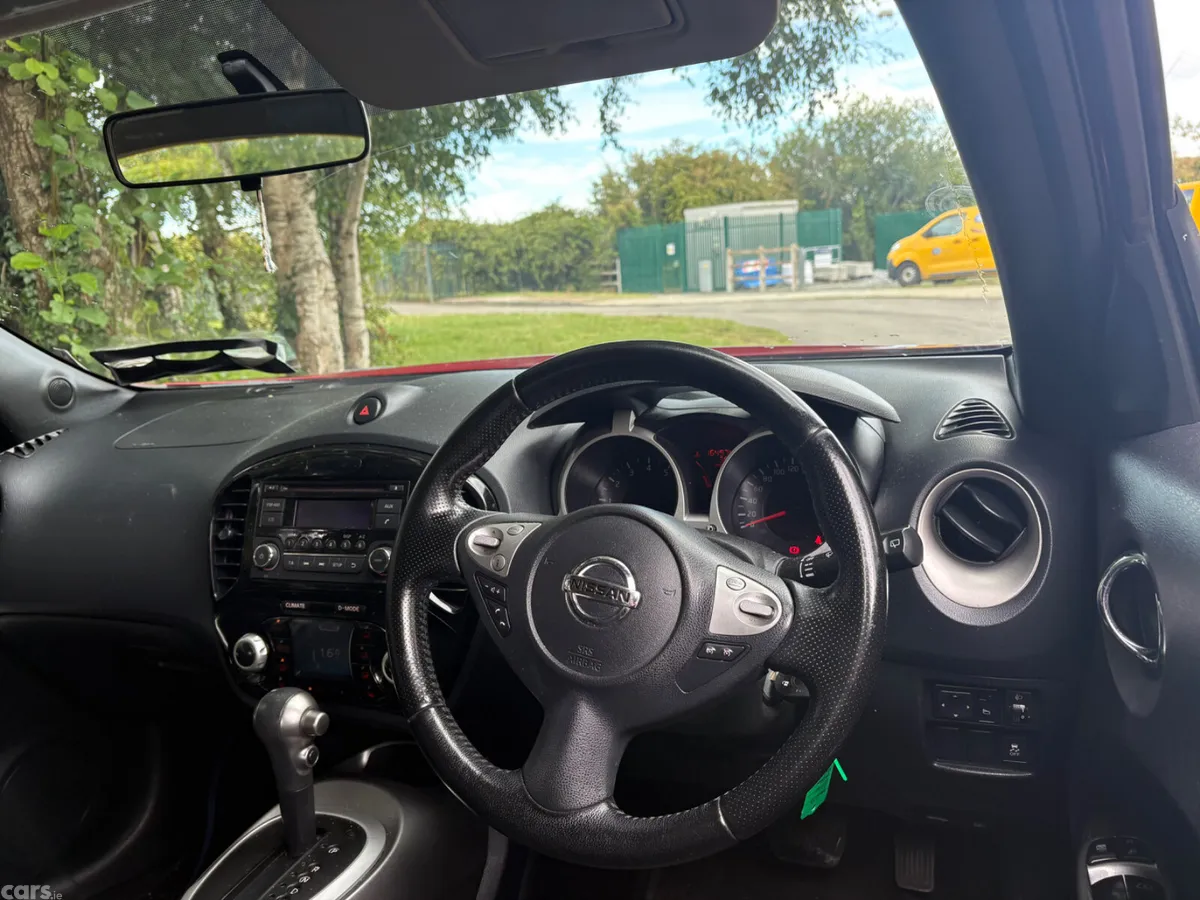 Nissan Juke SUV, Petrol, 2013, Red