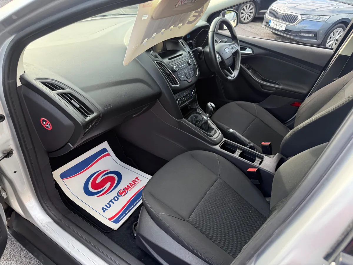 Ford Focus Hatchback, Diesel, 2017, Grey
