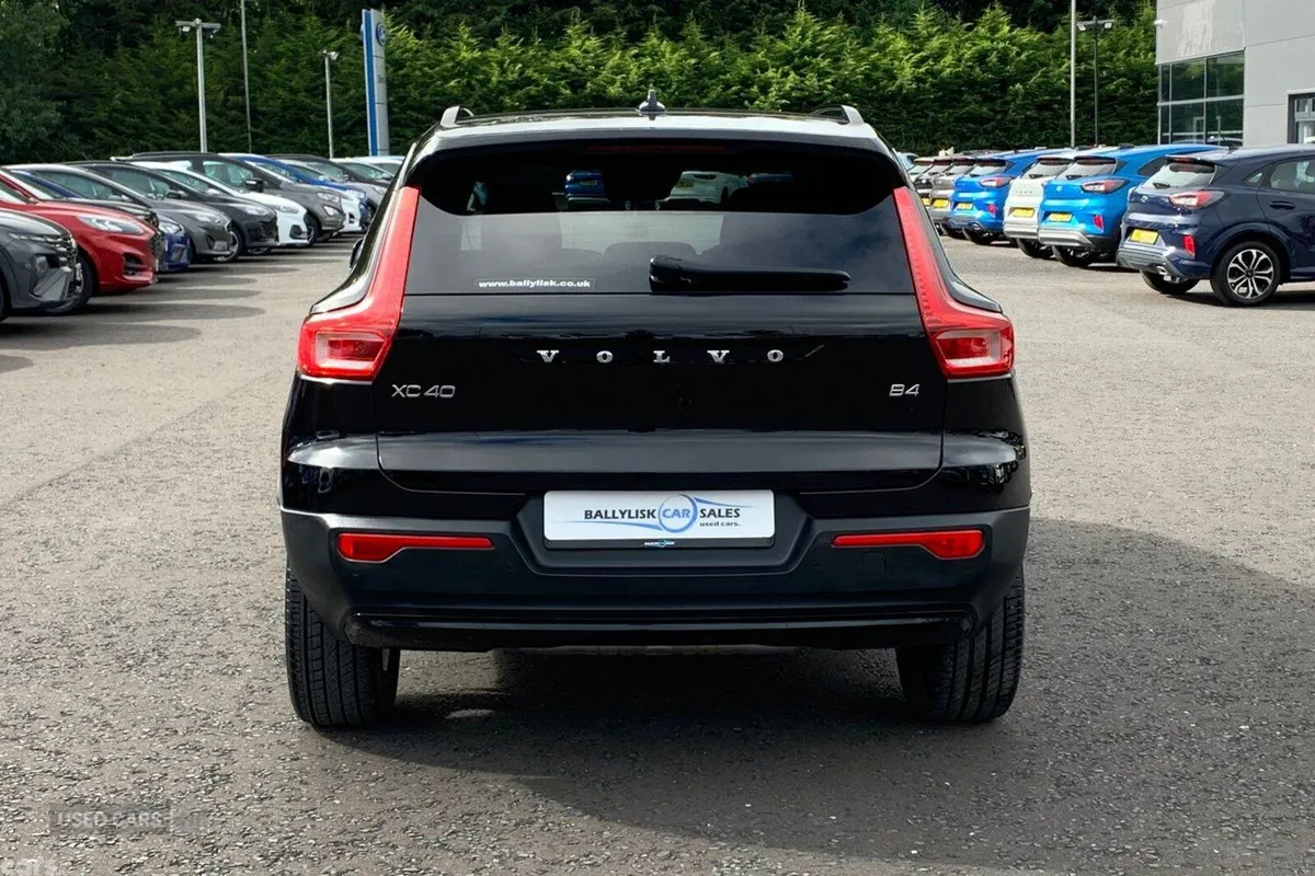 Volvo XC40 SUV, Petrol Hybrid, 2020, Black